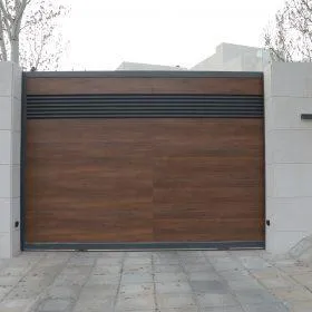 Al Fajer metal work 38 of 48