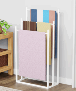 WHITE METAL TOWEL RACK